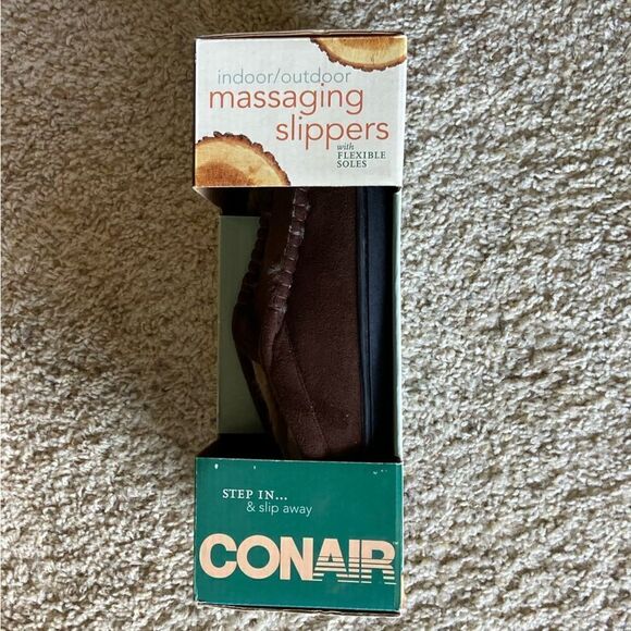 NWB Conair Massaging Brown Slipper Slip On Size 8-10 - Picture 5 of 7